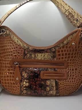 Croc-Texture Shoulder Bag in Tan